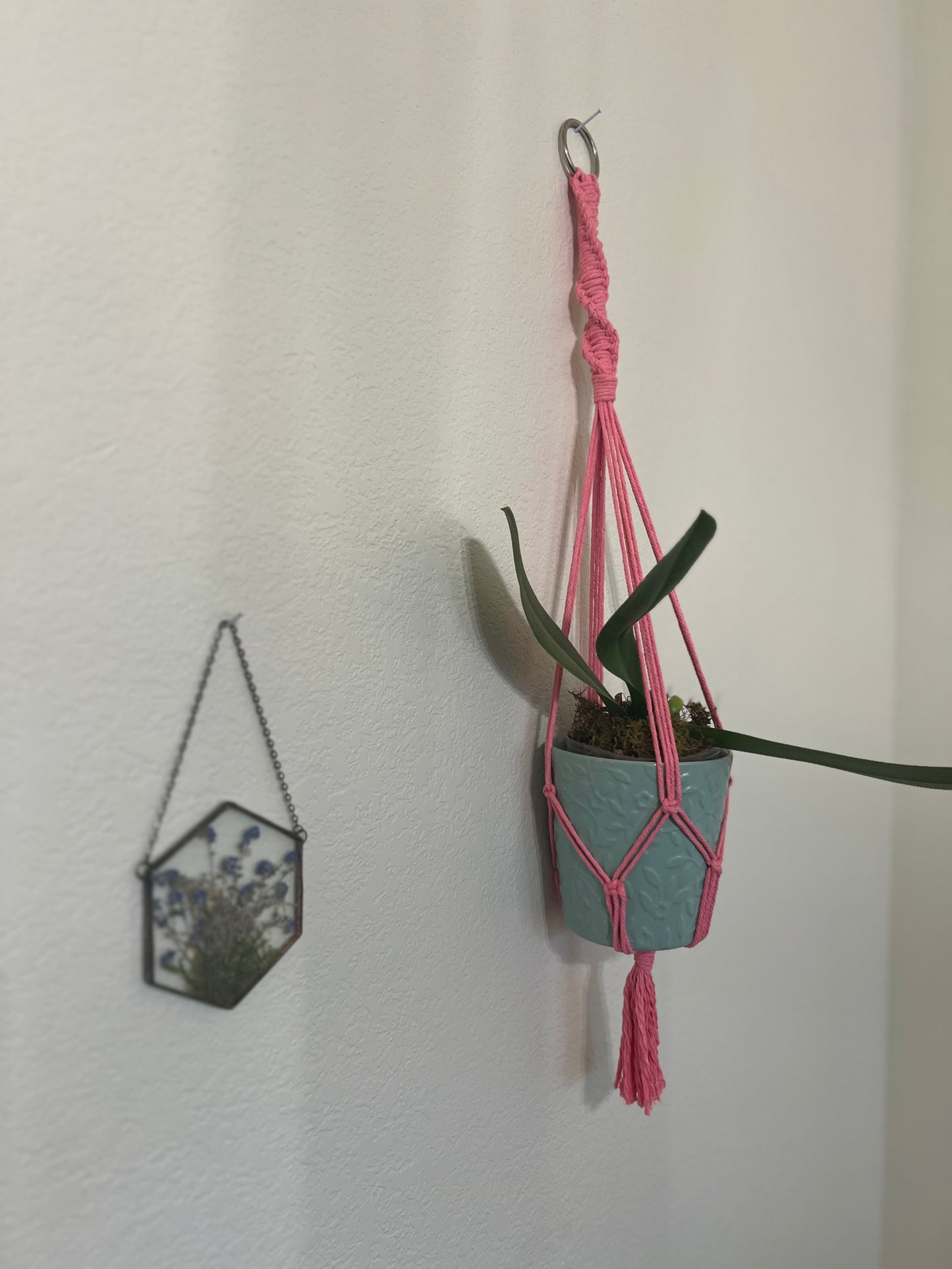 #111 Small Memorial Hanger