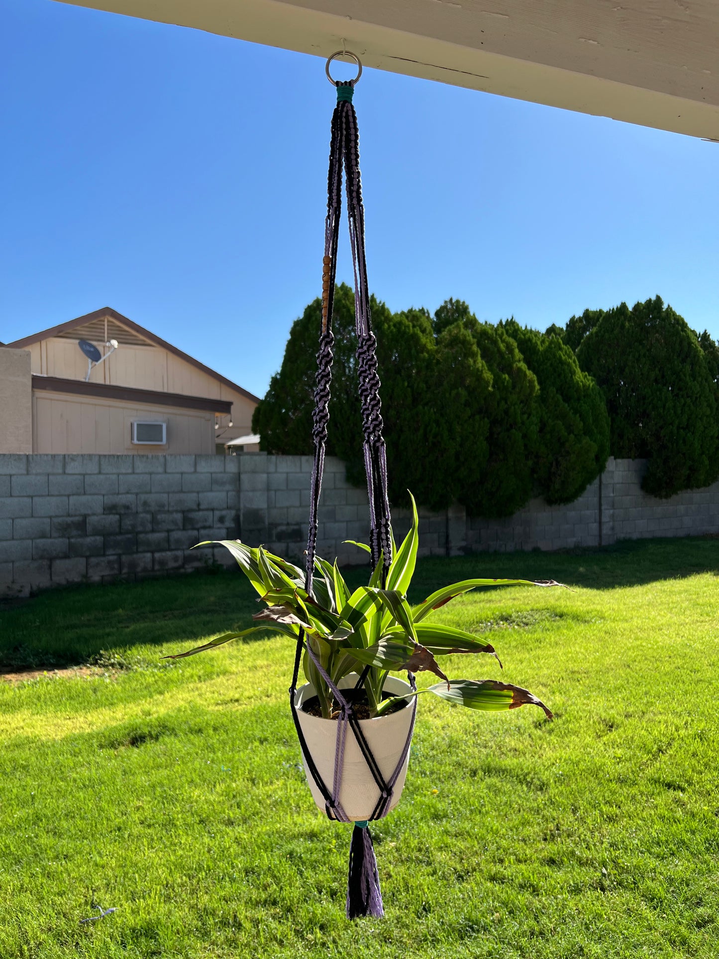 #333 Medium Twist Memorial Hanger