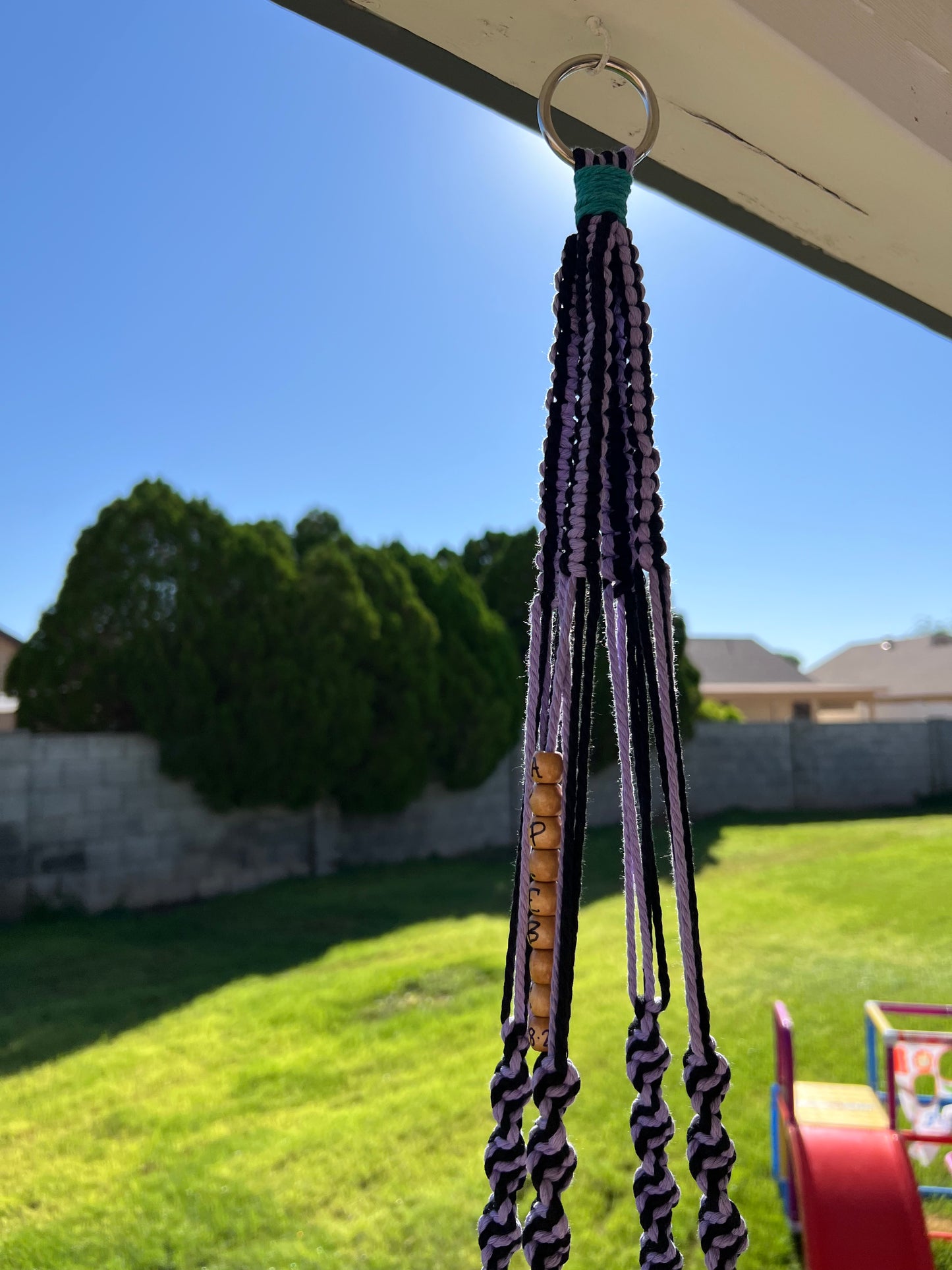 #333 Medium Twist Memorial Hanger